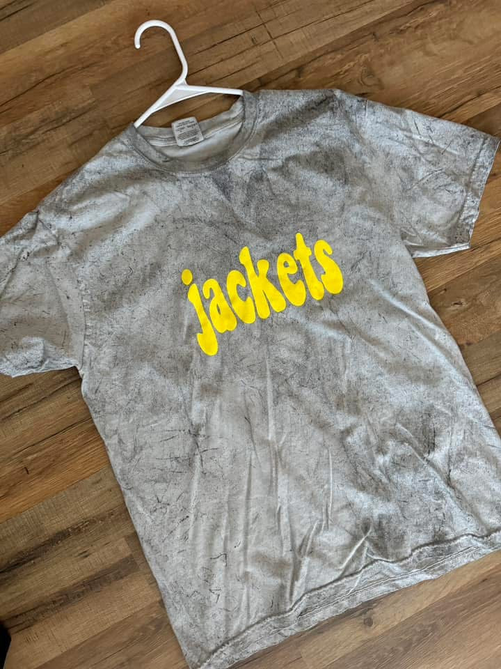“Jackets” puff tee