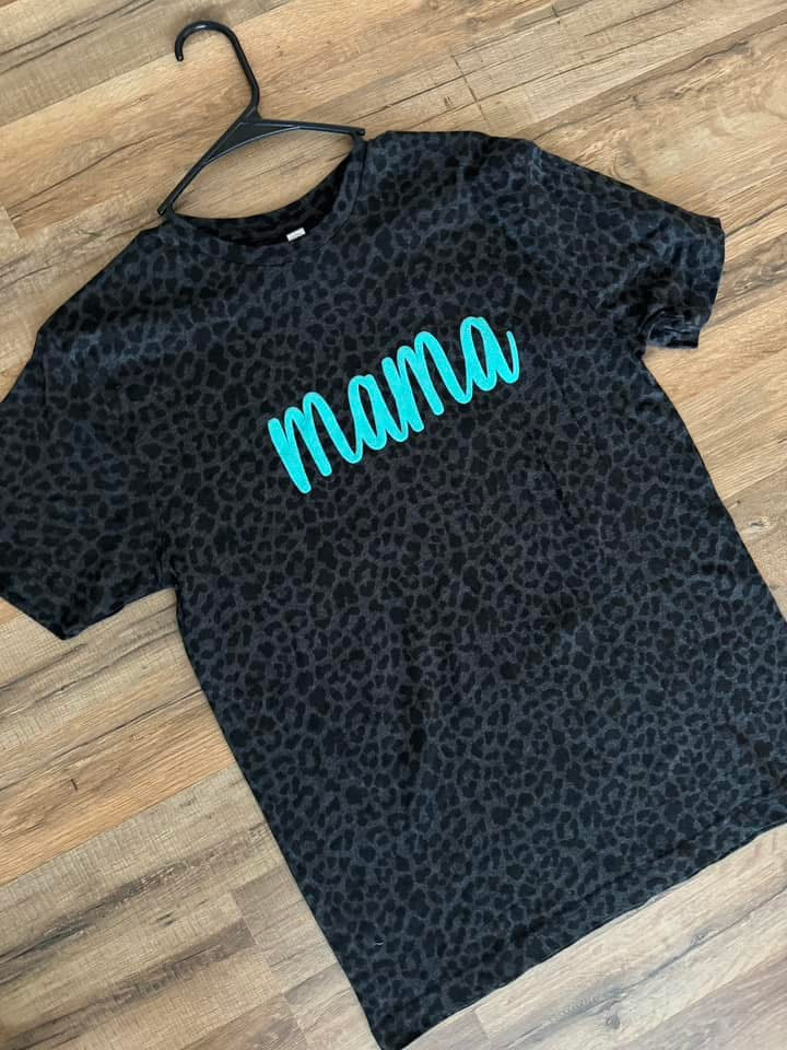“Mama” puff tee