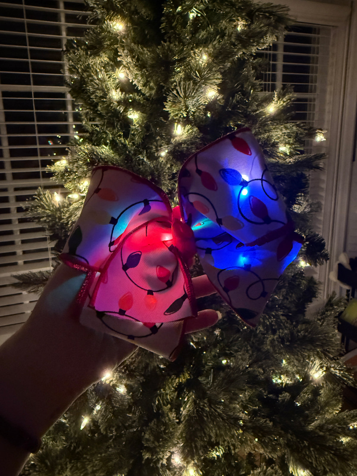 Christmas Light Bow - with working lights